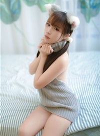 Nisa NO.011 Pet girl Private home backless sweater(1)